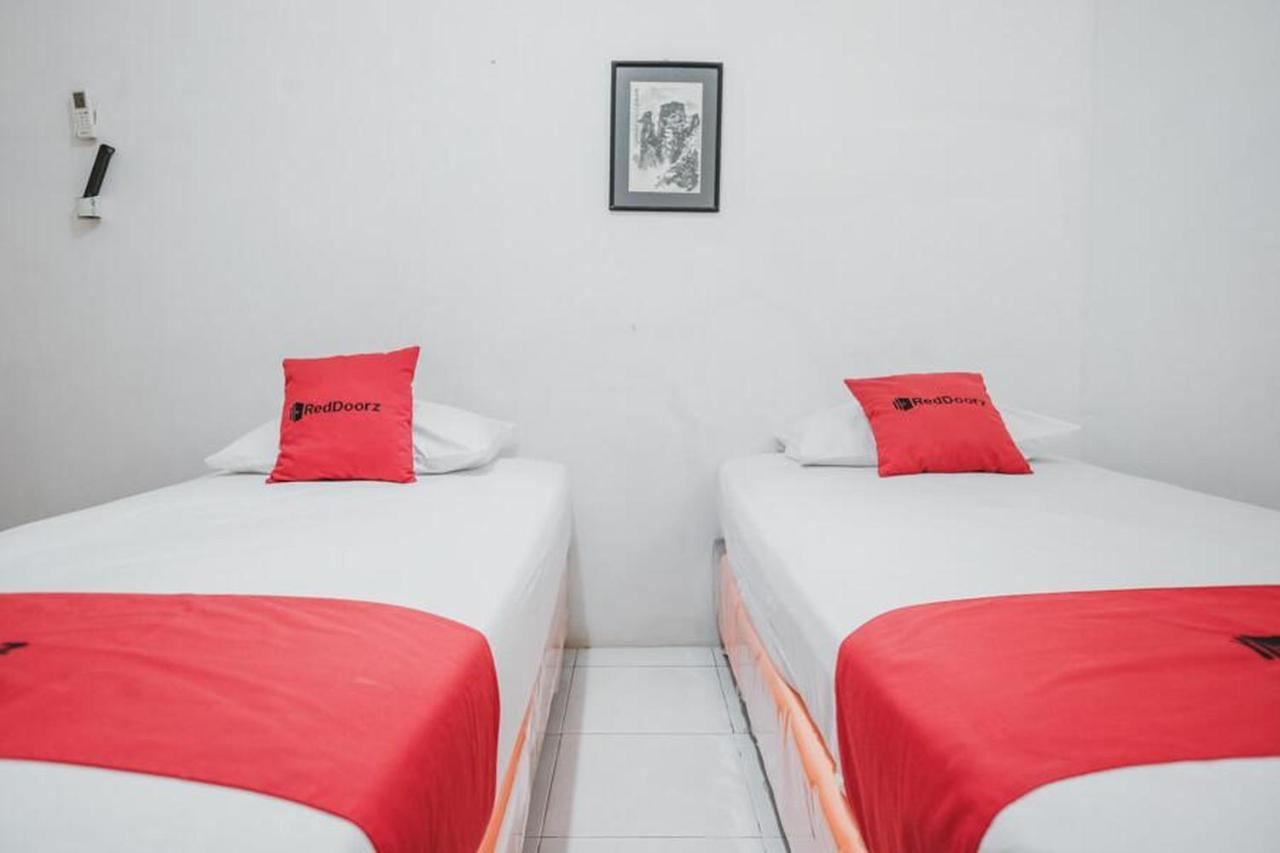 Reddoorz Near Kartini Mall Lampung Bandar Lampung Eksteriør bilde