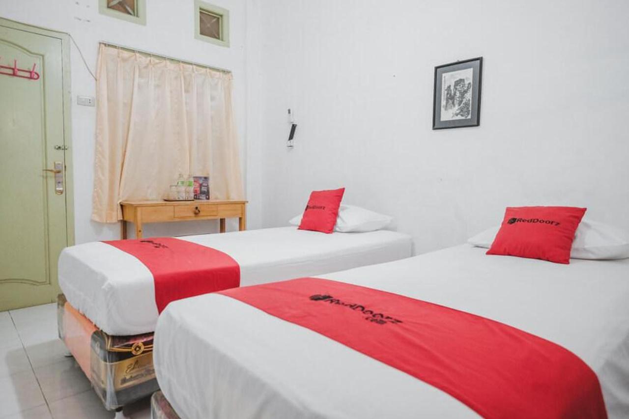 Reddoorz Near Kartini Mall Lampung Bandar Lampung Eksteriør bilde