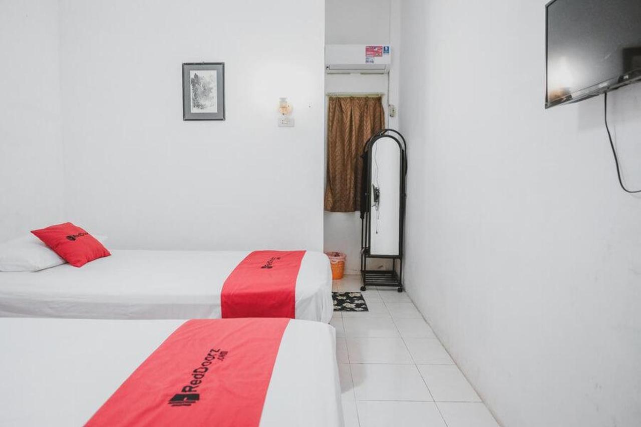 Reddoorz Near Kartini Mall Lampung Bandar Lampung Eksteriør bilde